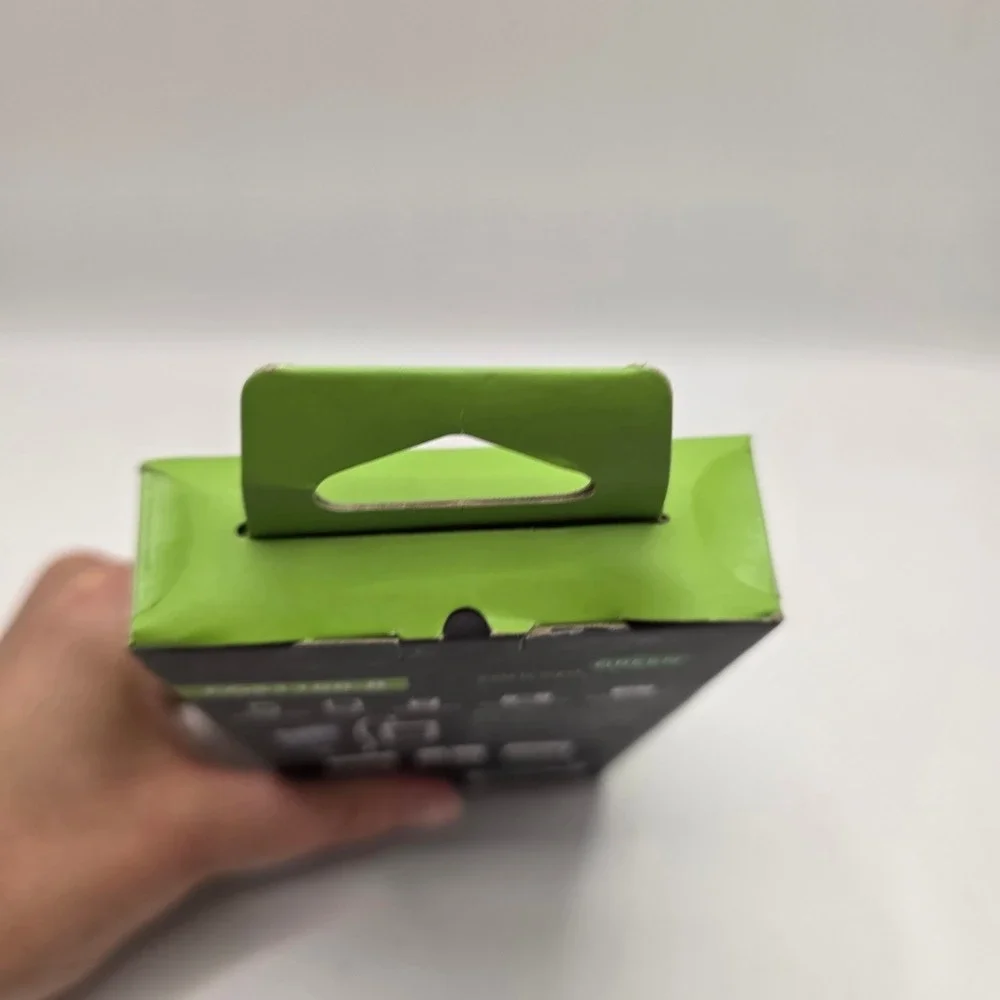 Concept Green Solar Assist Portable Charger 1250mAh Red CGS1100-R Power Bank USB